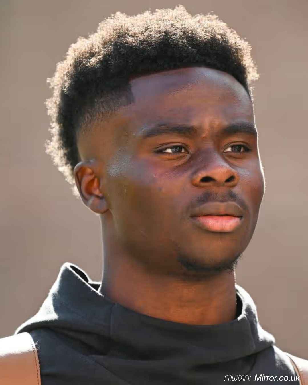 Bukayo Saka Short Curls Line-up