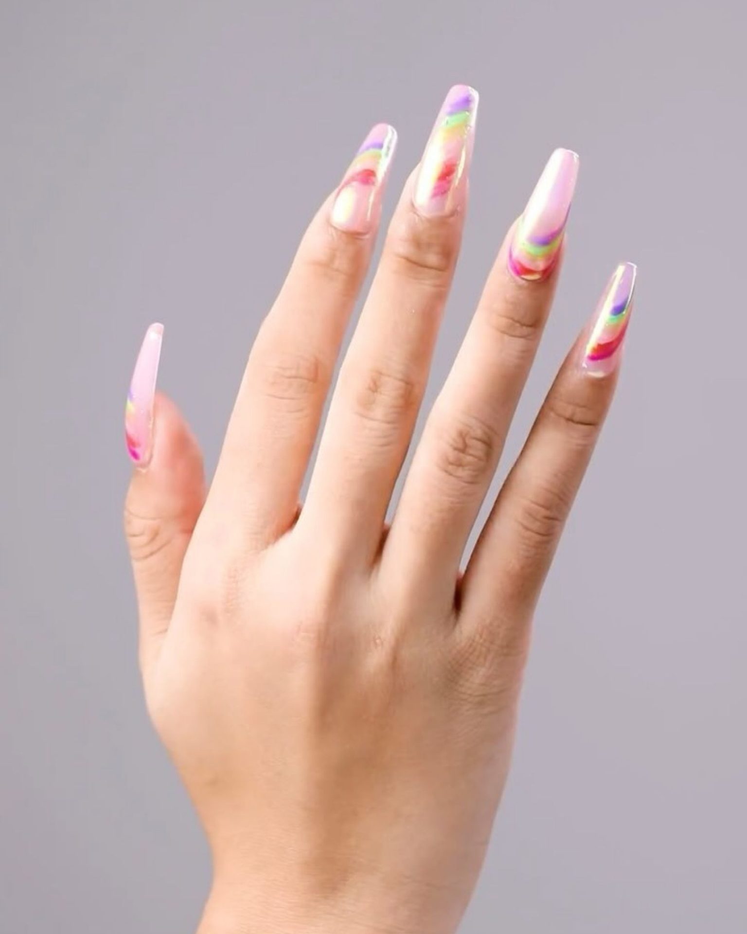 Long nails with holographic rainbow effect gradient