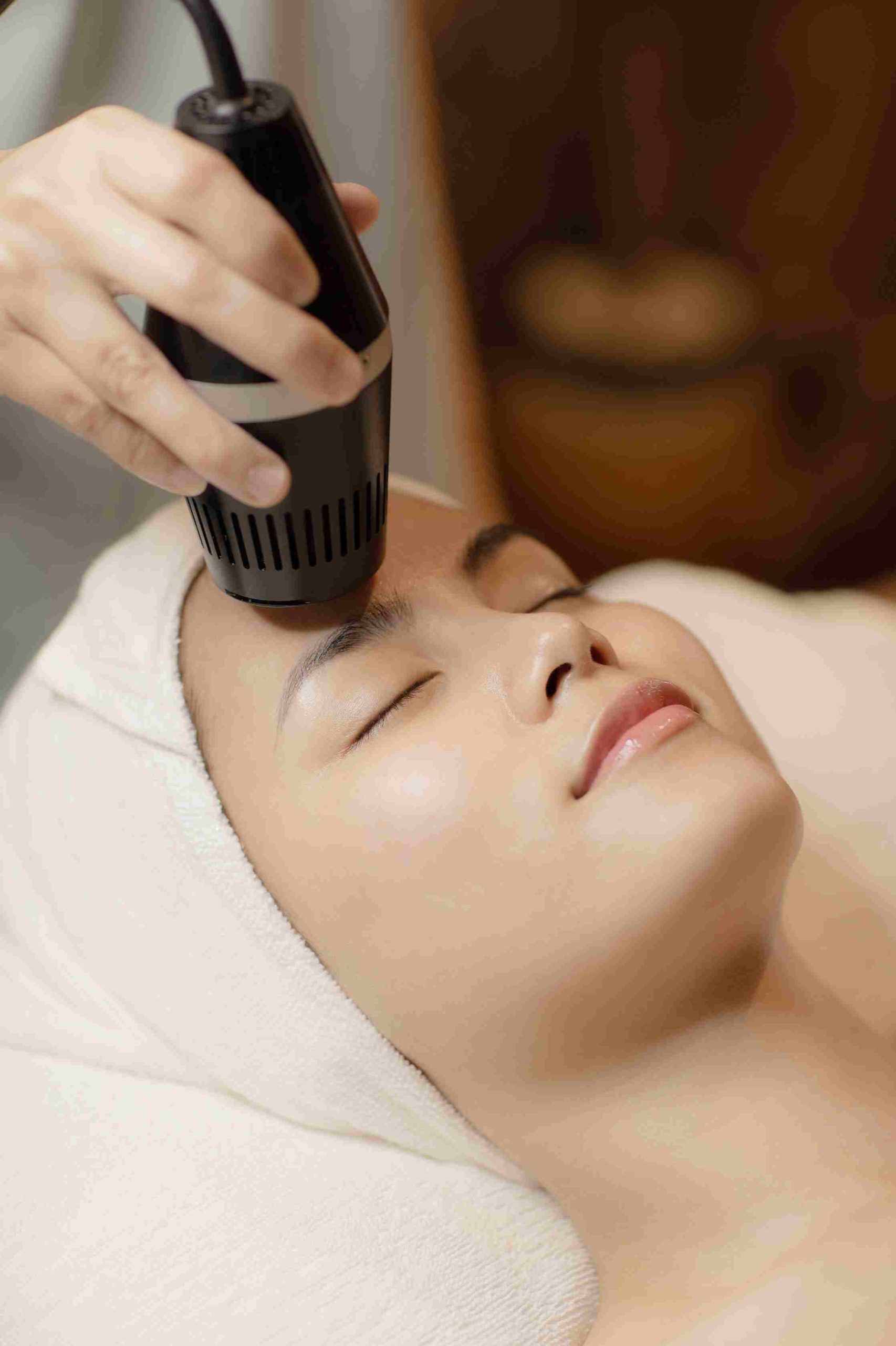 ทรีตเมนต์ Pur Aromatics คุมมันลดสิวอุดตัน Ella Baché