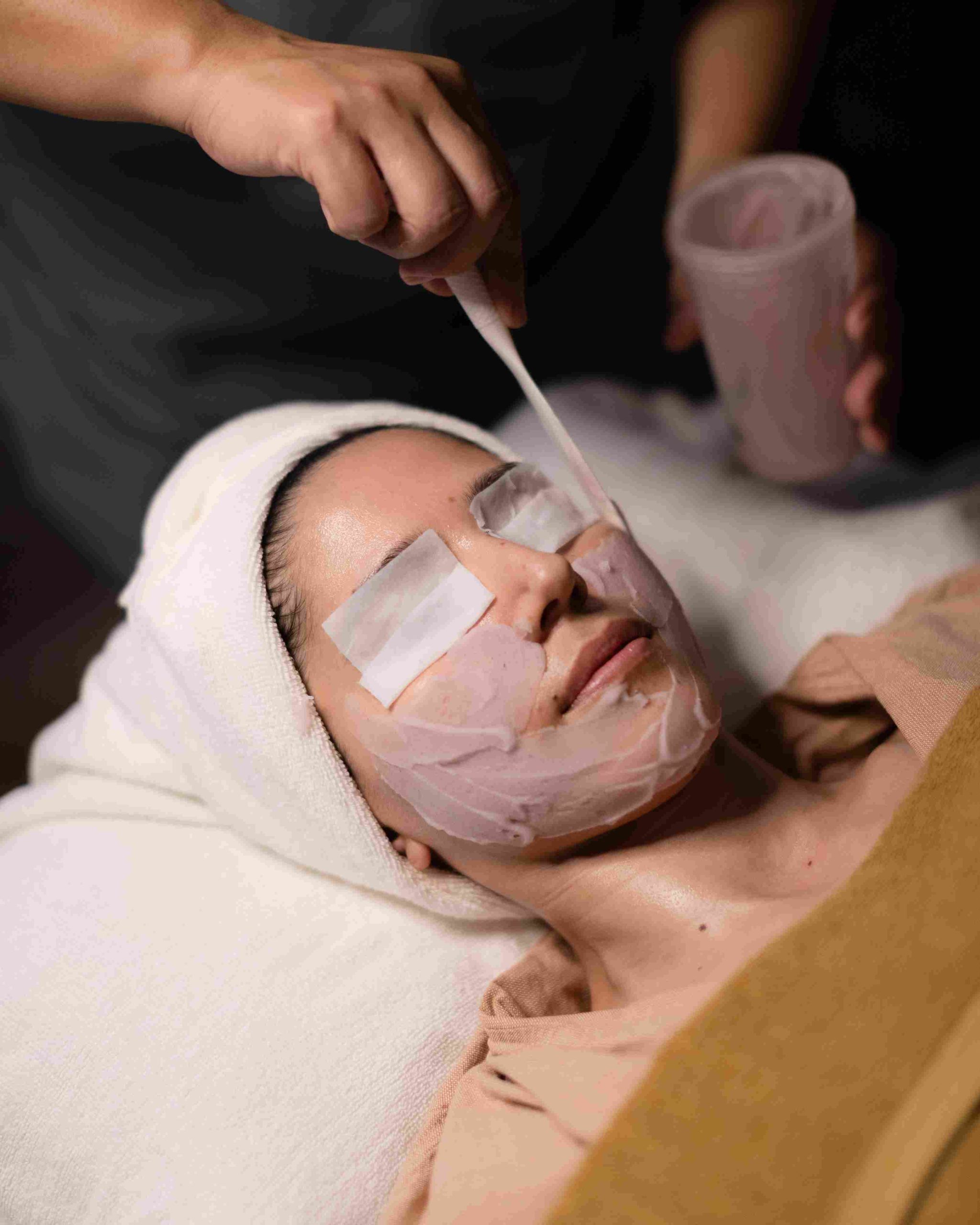 ทรีตเมนต์ Sensibeautics บำรุงผิวแพ้ง่ายบอบบาง Ella Baché